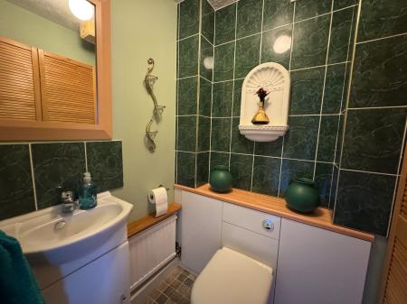 4 bedroom Detached house for sale in Cricketers Close, Stapenhill, Burton-on-Trent, DE15