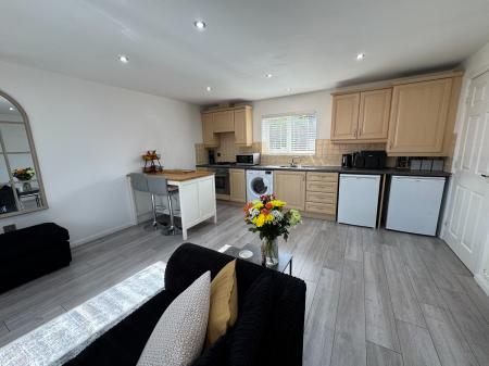 1 bedroom Coach House for sale in Blueberry Way, Woodville, Swadlincote, Derbyshire, DE11