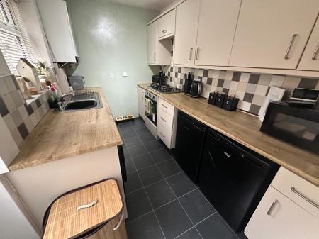 2 bedroom Terraced House for sale in Tutbury Road, Burton-on-Trent, DE13