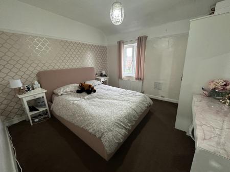 2 bedroom Terraced House for sale in Tutbury Road, Burton-on-Trent, DE13