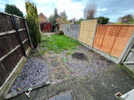 3 bedroom Terraced House to let in Woods Lane, Burton-On-Trent, DE15