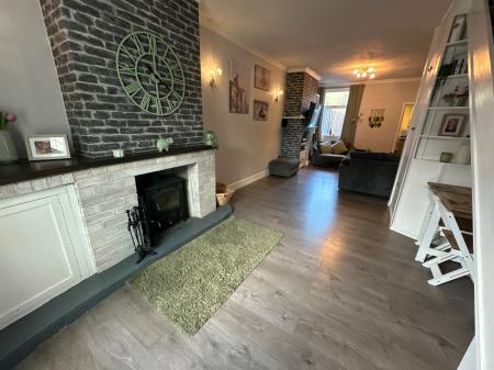 2 bedroom Terraced House for sale in Shobnall Road, Burton-on-Trent, DE14