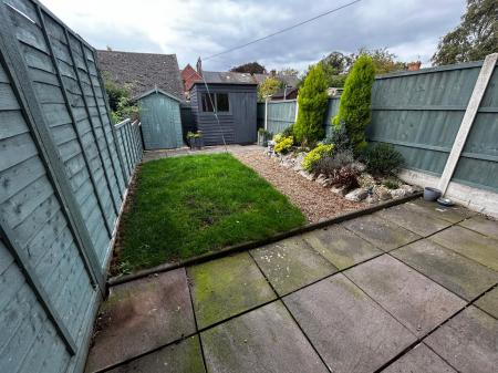 2 bedroom Terraced House to let in Bramble Walk, Overseal, DE12