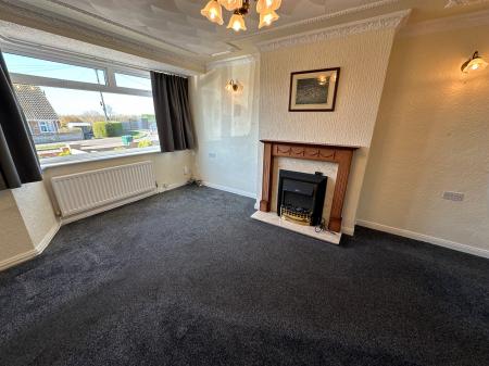 4 bedroom Semi-detached house for sale in Winchester Drive, Linton, Swadlincote, Derbyshire, DE12