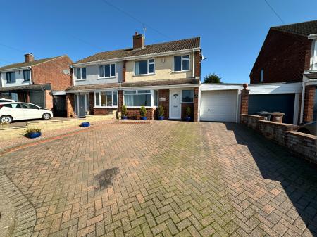 Winchester Drive, Linton, Swadlincote, Derbyshire, DE12
