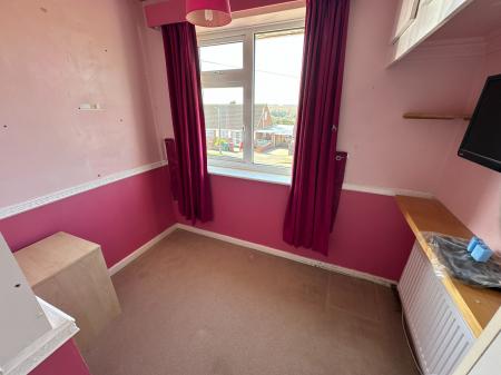 4 bedroom Semi-detached house for sale in Winchester Drive, Linton, Swadlincote, Derbyshire, DE12