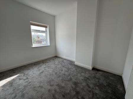 2 bedroom Terraced House for sale in Midland Road, Swadlincote, DE11