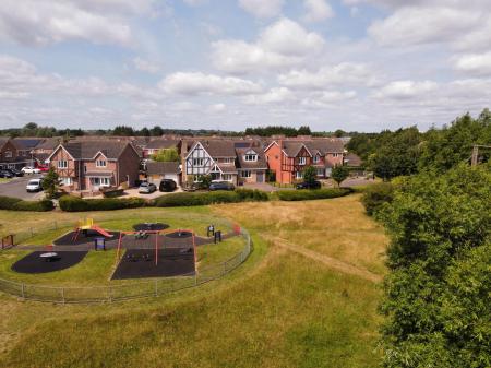 6 bedroom Detached house for sale in Hopwood Lane, Burton-on-Trent, DE14