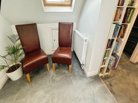 6 bedroom Detached house for sale in Hopwood Lane, Burton-on-Trent, DE14