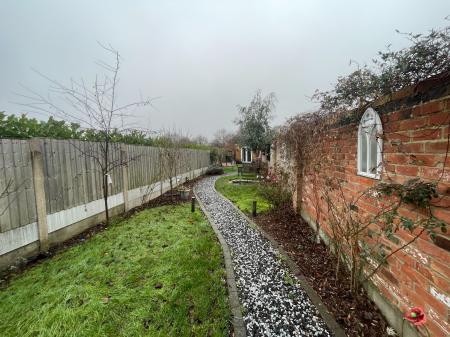 1 bedroom Terraced House for sale in Beech Lane, Stretton, Burton-on-Trent, DE13