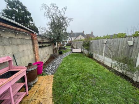 1 bedroom Terraced House for sale in Beech Lane, Stretton, Burton-on-Trent, DE13