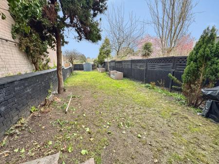 3 bedroom Semi-detached house for sale in Belvedere Road, Burton-on-Trent, DE13