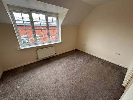 2 bedroom Flat for sale in Caxton Court, Burton-on-Trent, DE14