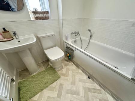 4 bedroom Detached house for sale in Rowan Drive, Branston, Burton-on-Trent, DE14