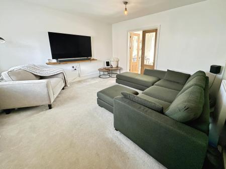 4 bedroom Detached house for sale in Rowan Drive, Branston, Burton-on-Trent, DE14