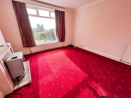 3 bedroom Detached house for sale in Burton Road, Midway, Swadlincote, Derbyshire, DE11