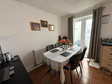 3 bedroom Semi-detached house for sale in Windmill Street, Swadlincote, DE11