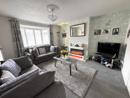 3 bedroom Semi-detached house for sale in Windmill Street, Swadlincote, DE11