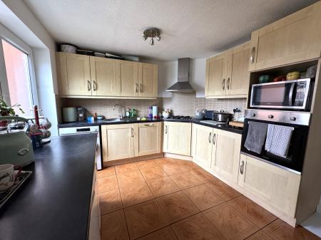3 bedroom Semi-detached house for sale in Windmill Street, Swadlincote, DE11