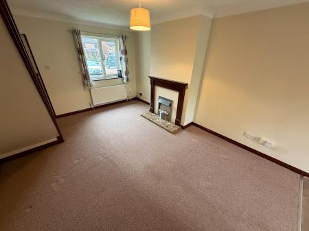 2 bedroom Semi-detached house to let in Saxon Grove, Willington, DE65