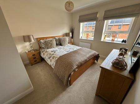 4 bedroom Detached house for sale in Marley Way, Drakelow, Burton-on-Trent, DE15