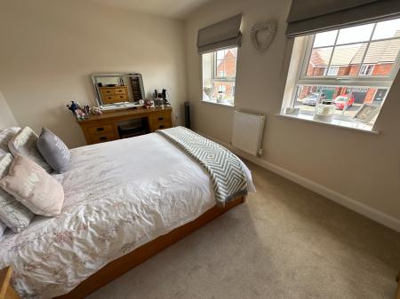 4 bedroom Detached house for sale in Marley Way, Drakelow, Burton-on-Trent, DE15