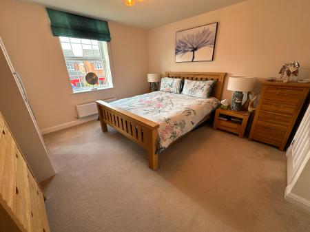 4 bedroom Detached house for sale in Marley Way, Drakelow, Burton-on-Trent, DE15