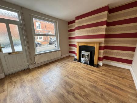 3 bedroom Terraced House for sale in Stanley Street, Swadlincote, Derbyshire, DE11