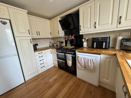 3 bedroom Town house for sale in Victoria Drive, Woodville, Swadlincote, Derbyshire, DE11