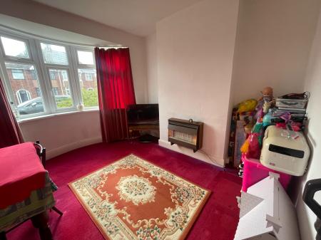 3 bedroom Semi-detached house for sale in Mead Walk, Stapenhill, Burton-on-Trent, DE15