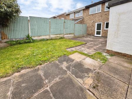 3 bedroom Semi-detached house for sale in Wellwood Road, Newhall, Swadlincote, Derbyshire, DE11