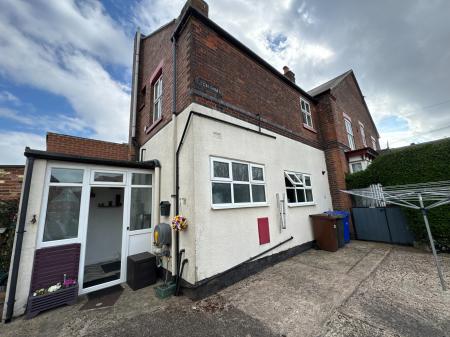 3 bedroom Character Property for sale in Eton Road, Burton-on-Trent, DE14