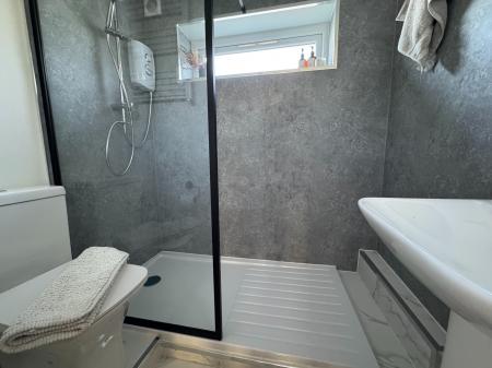 2 bedroom Terraced House to let in Wetmore Road, Burton-On-Trent, DE14