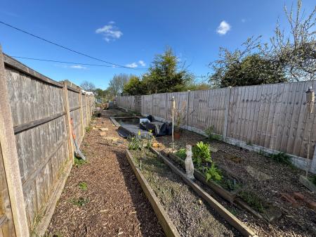 2 bedroom Terraced House to let in Wetmore Road, Burton-On-Trent, DE14