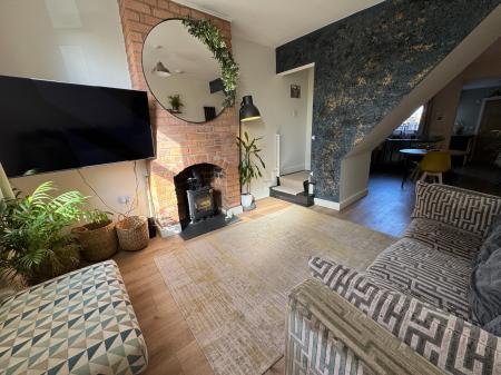 2 bedroom Terraced House to let in Wetmore Road, Burton-On-Trent, DE14