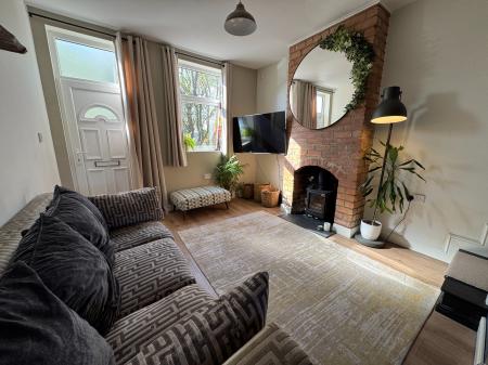 2 bedroom Terraced House to let in Wetmore Road, Burton-On-Trent, DE14