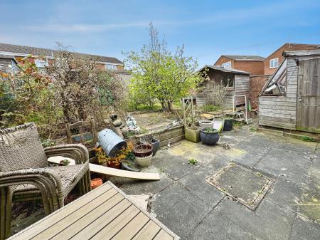 2 bedroom End of terrace house for sale in Fabis Close, Swadlincote, Derbyshire, DE11