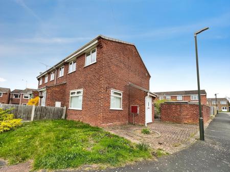 Fabis Close, Swadlincote, Derbyshire, DE11