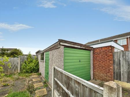 2 bedroom End of terrace house for sale in Fabis Close, Swadlincote, Derbyshire, DE11