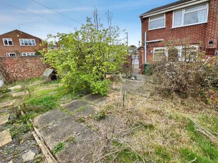 2 bedroom End of terrace house for sale in Fabis Close, Swadlincote, Derbyshire, DE11