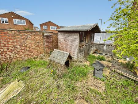 2 bedroom End of terrace house for sale in Fabis Close, Swadlincote, Derbyshire, DE11