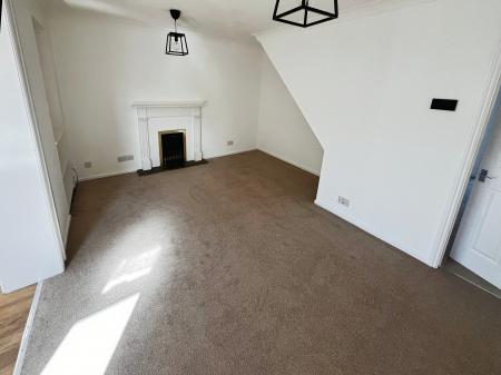 3 bedroom Semi-detached house for sale in Waverley Lane, Burton-on-Trent, DE14