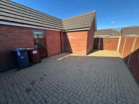 3 bedroom Semi-detached house for sale in Waverley Lane, Burton-on-Trent, DE14