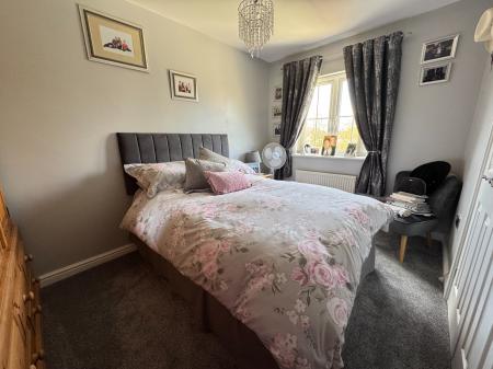 4 bedroom Detached house for sale in Thistle Close, Woodville, Swadlincote, Derbyshire, DE11