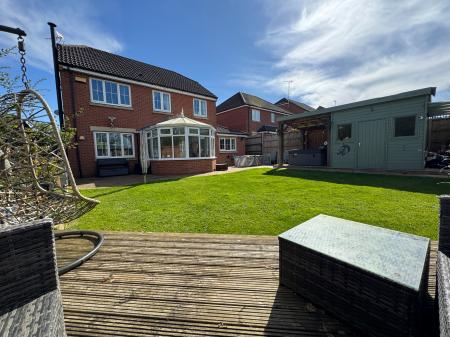 4 bedroom Detached house for sale in Thistle Close, Woodville, Swadlincote, Derbyshire, DE11