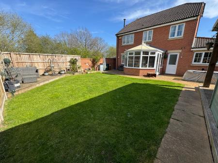 4 bedroom Detached house for sale in Thistle Close, Woodville, Swadlincote, Derbyshire, DE11