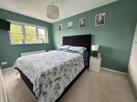 3 bedroom Town house for sale in Caraway Drive, Branston, Burton-on-Trent, DE14