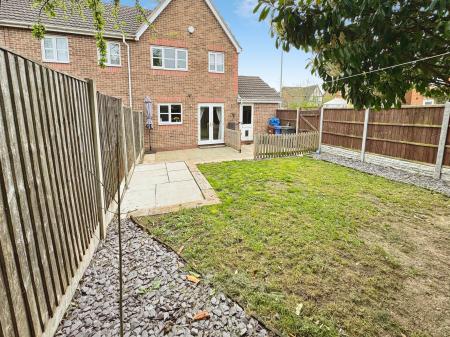 3 bedroom Town house for sale in Caraway Drive, Branston, Burton-on-Trent, DE14