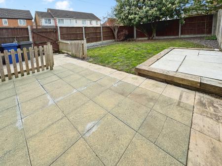 3 bedroom Town house for sale in Caraway Drive, Branston, Burton-on-Trent, DE14