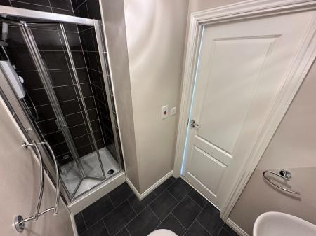 3 bedroom Semi-detached house to let in Saw Mill Way, Burton-On-Trent, DE14